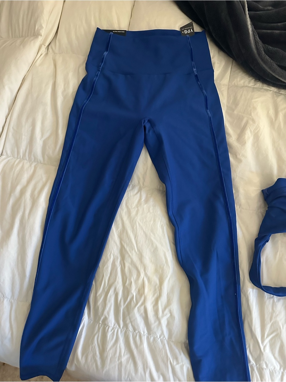 Abercrombie YPB sculptLUX Performance Leggings and sports bra SET